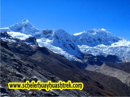 Nevados Tocllaraju y Palcaraju